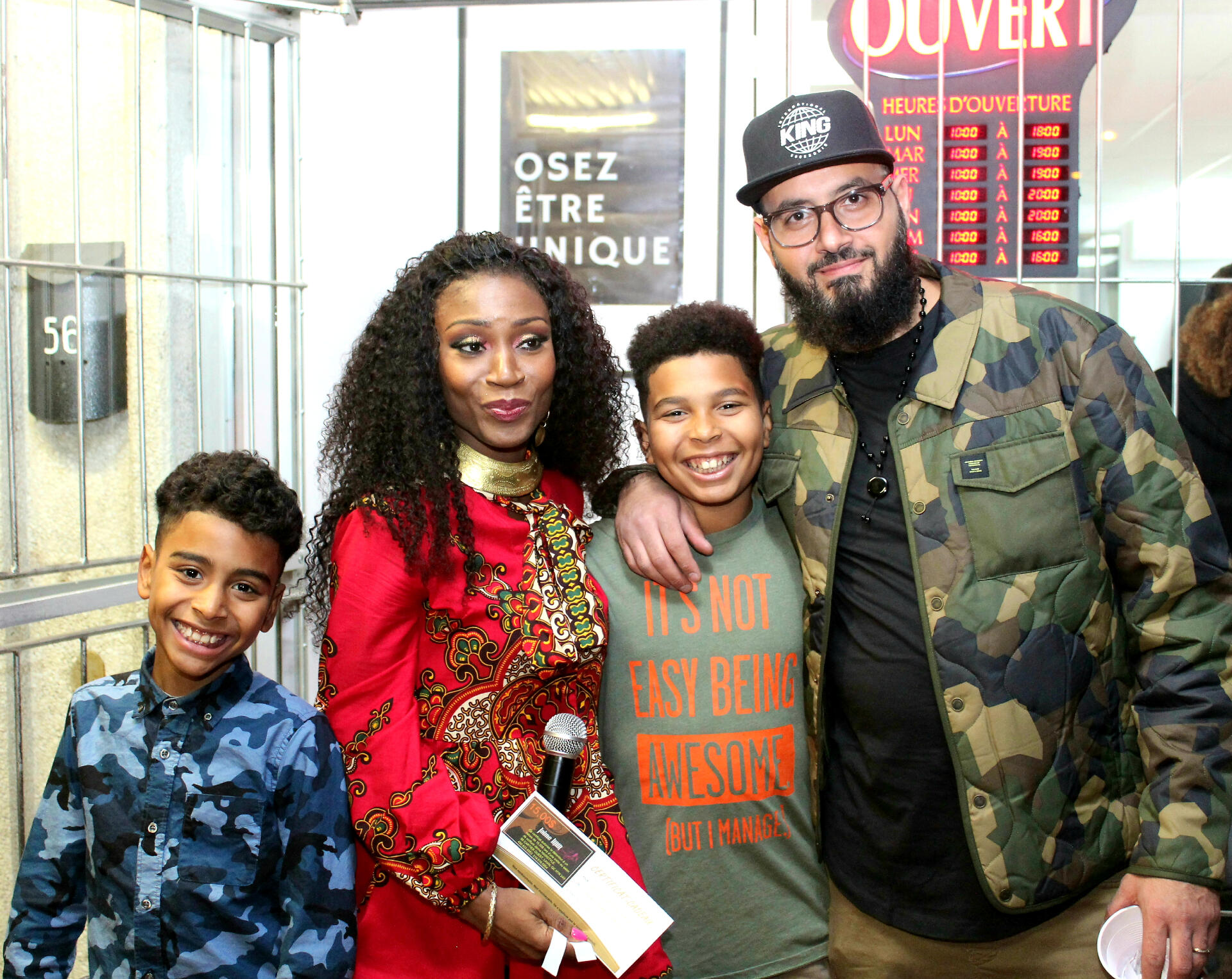 jaime hairstyle - chair